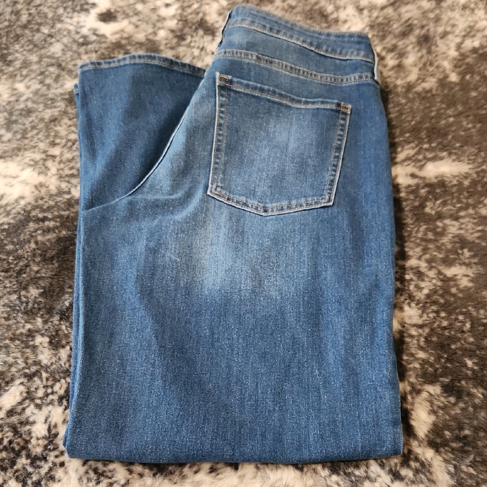 Old Navy Blue Flare Wide Leg Jeans with Stretch - Picture 3 of 3
